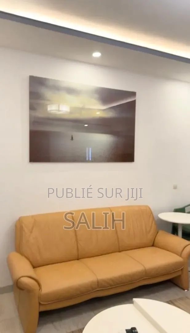 Meublé 1chbre Appartement dans Salih-Immo Et, Fann-Point E-Amitié
