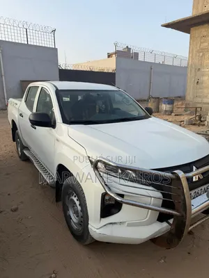 Mitsubishi L200 2023 Blanc