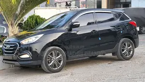 Hyundai Santa Fe GLS 4dr SUV (3.3L 6cyl 6A) 2014 Noir