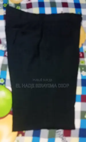 3 Pantalons Supercent Noir en Bon État (2 Xl Et 1 Xxl)