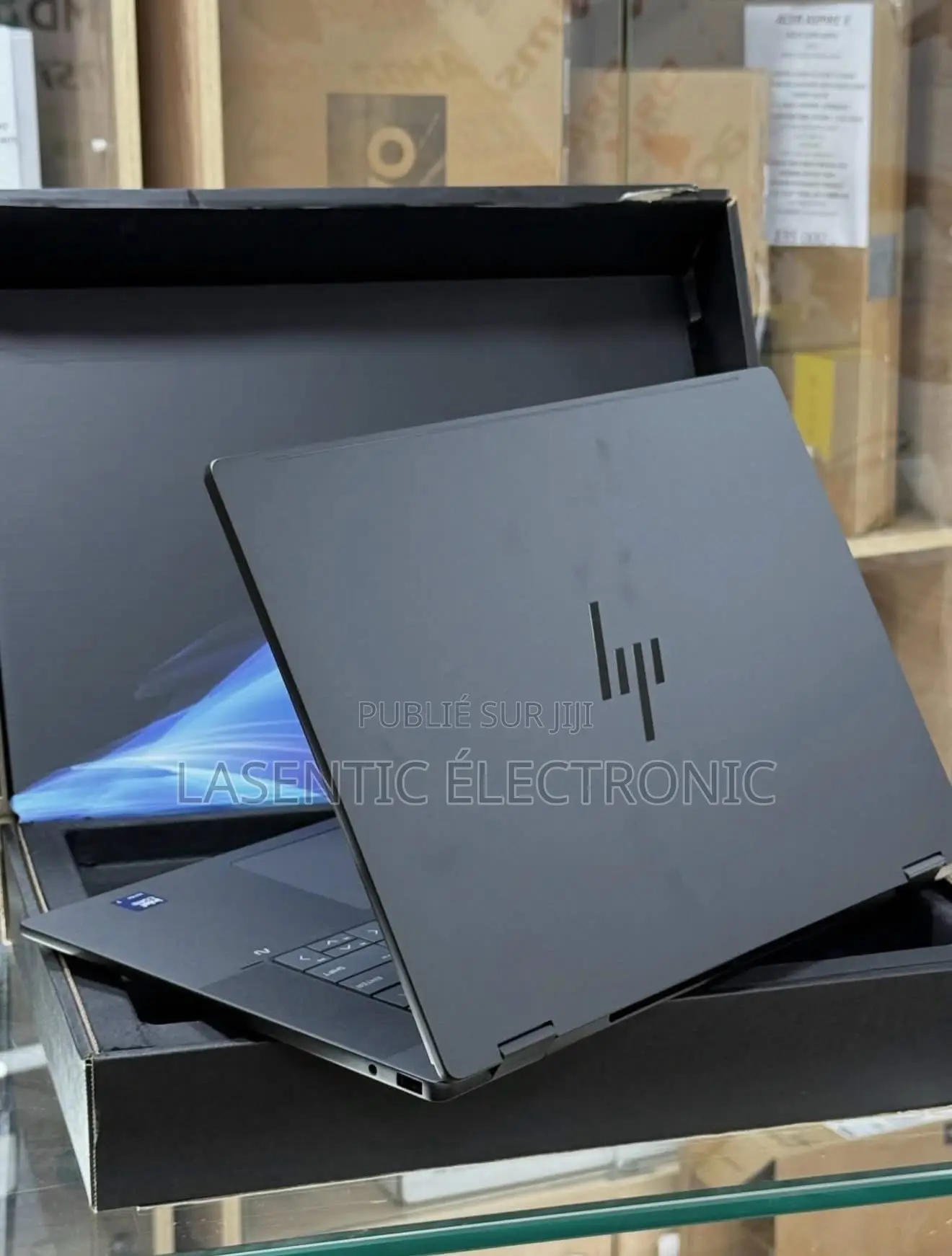 Nouveau HP OmniBook X Flip 16" 16GB Intel Core Ultra 5 SSD 1T