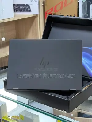 Nouveau HP OmniBook X Flip 16" 16GB Intel Core Ultra 5 SSD 1T