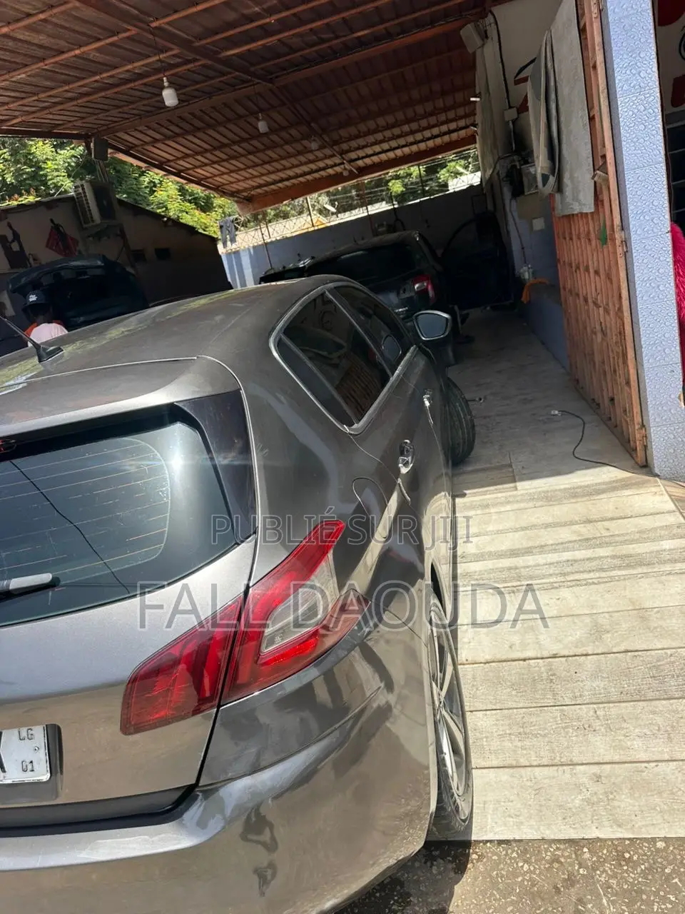 Peugeot 308 2016 Marron