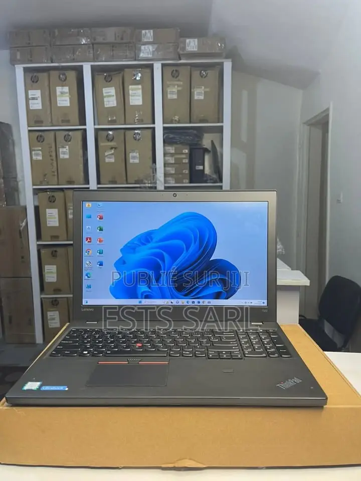 Ordinateur portable Lenovo ThinkPad T560 16GB Intel Core i7 SSD 512GB