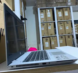 Ordinateur portable HP ProBook 640 G5 8GB Intel Core i5 SSD 256GB