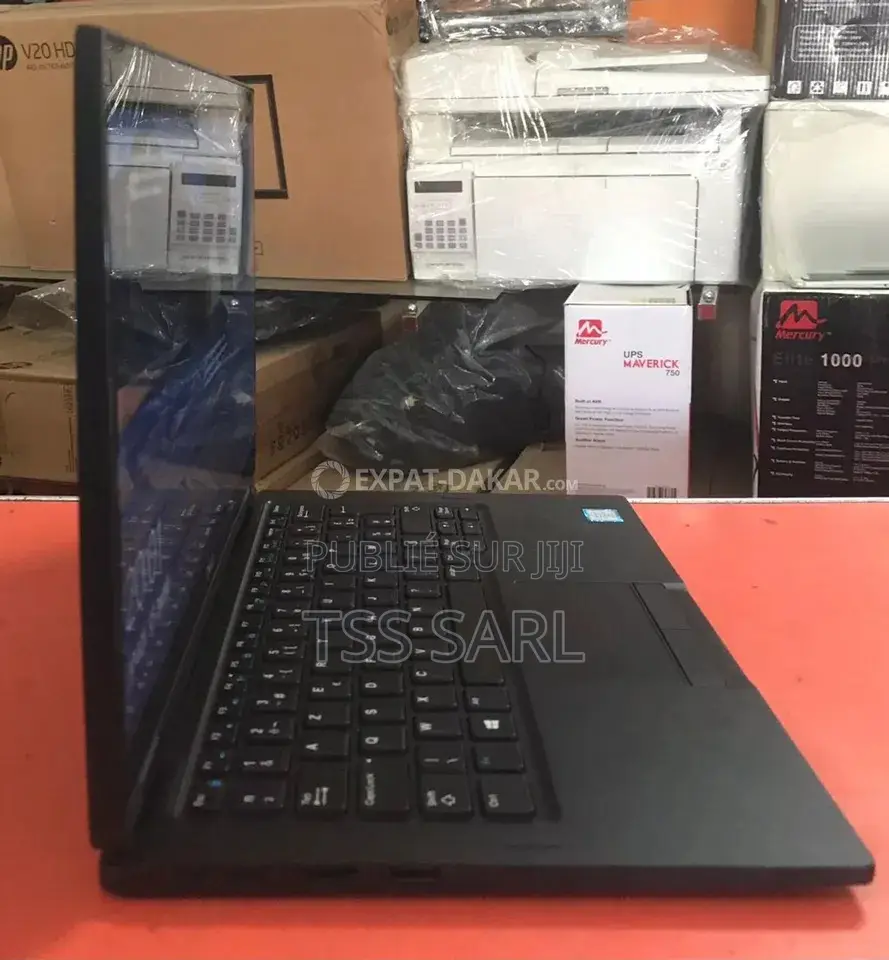 Ordinateur portable Dell Latitude 7390 16GB Intel Core i7 SSD 512GB