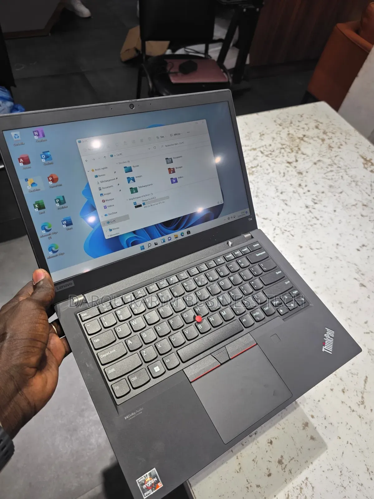 Nouveau Lenovo ThinkPad T14 16GB AMD Ryzen 5 SSD 512GB