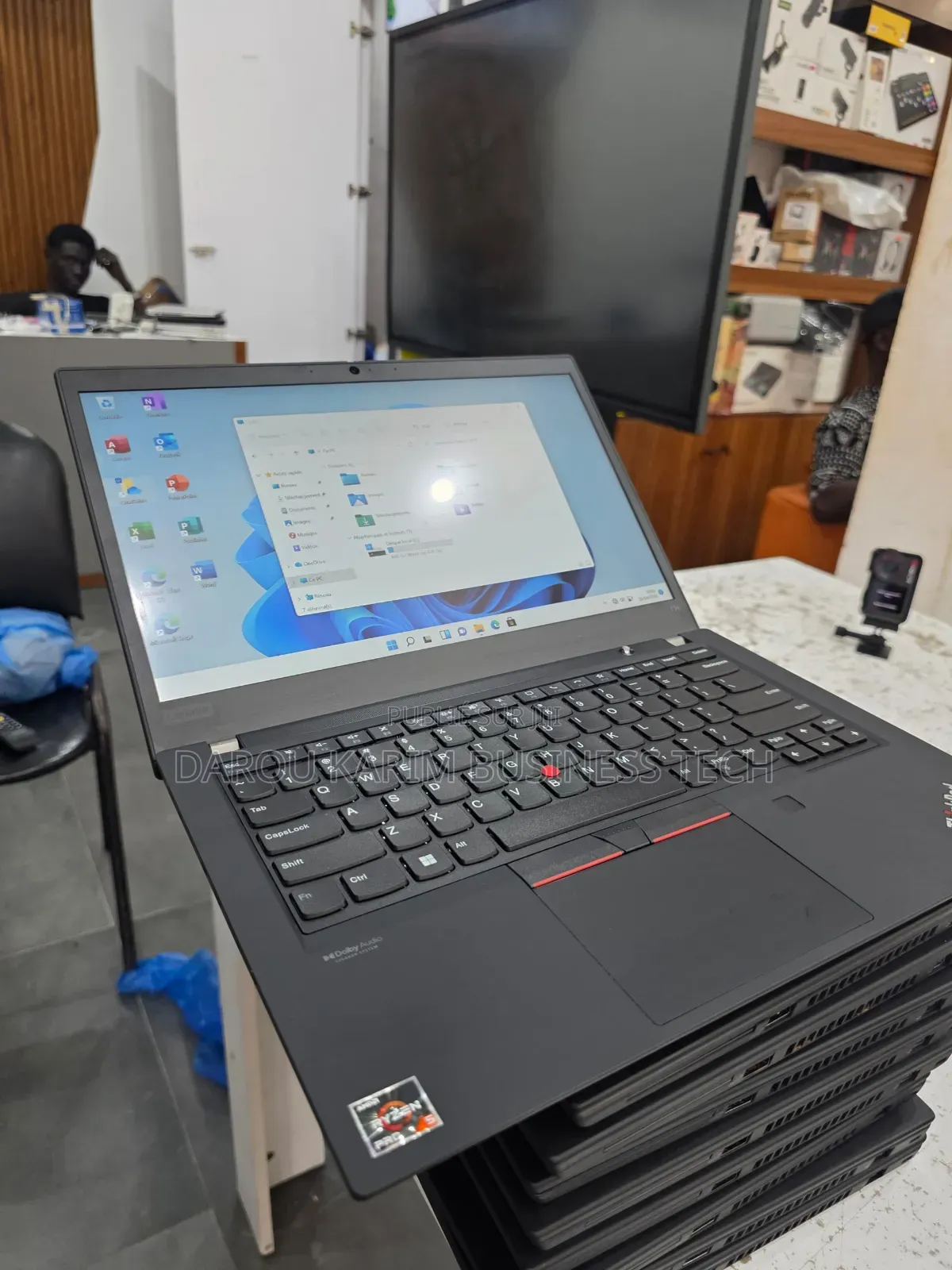 Nouveau Lenovo ThinkPad T14 16GB AMD Ryzen 5 SSD 512GB