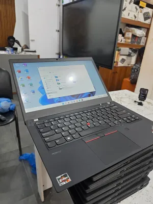 Nouveau Lenovo ThinkPad T14 16GB AMD Ryzen 5 SSD 512GB