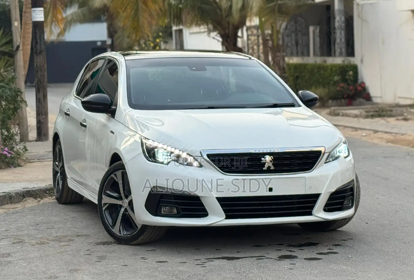 Peugeot 308 2019 Blanc
