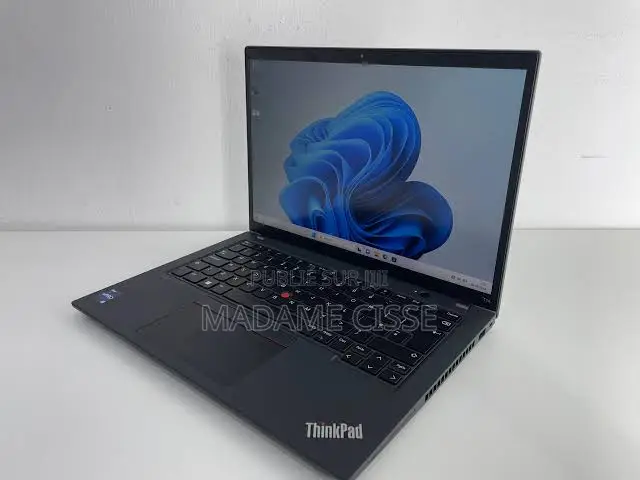 Nouveau Lenovo ThinkPad T14 16GB Intel Core Ultra 5 SSD 512GB