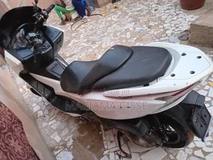 Honda Autre 2012 Blanc