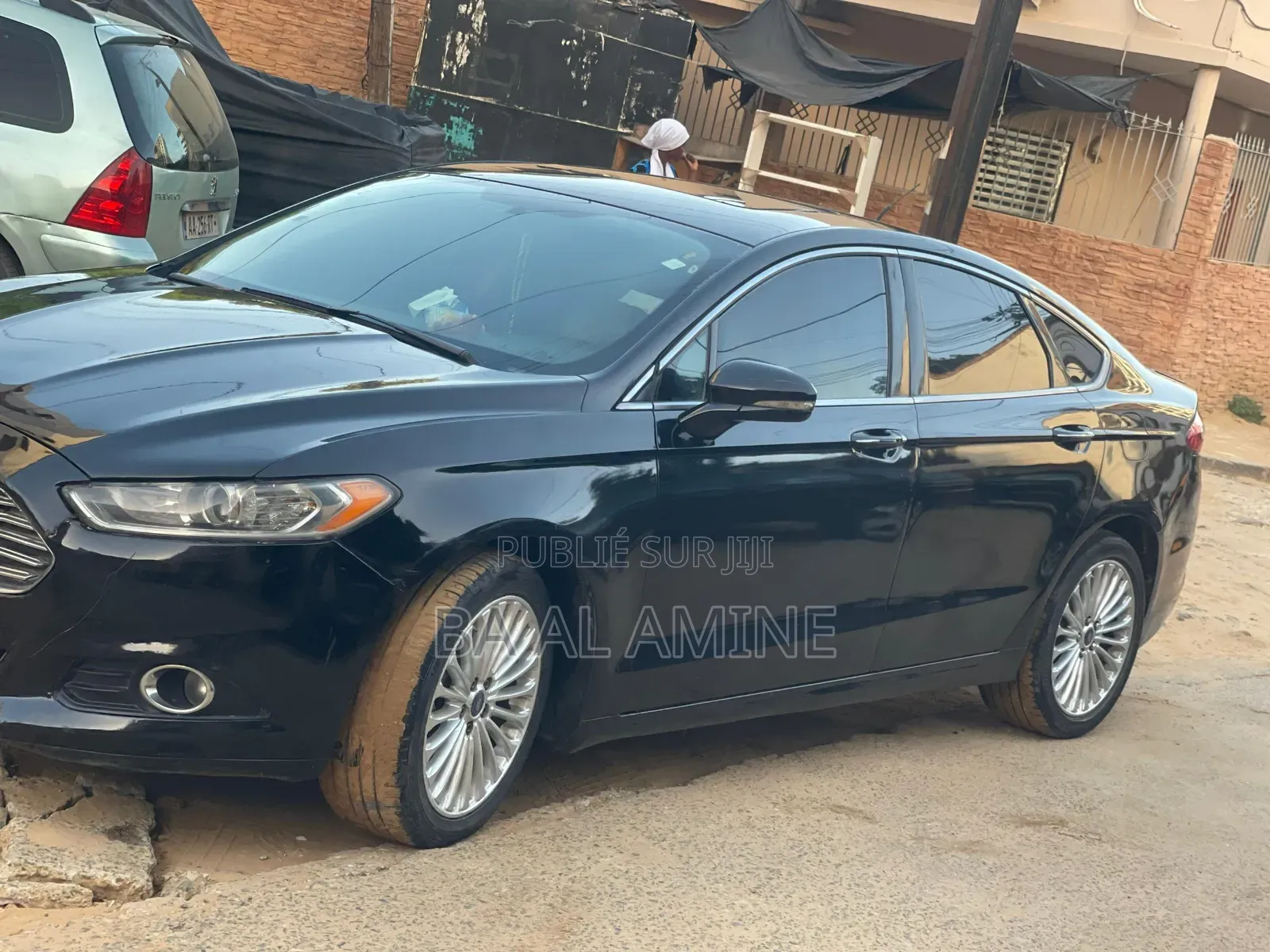 Ford Fusion Titanium 4dr Sedan AWD w/EcoBoost (2.0L 4cyl Turbo 6A) 2014