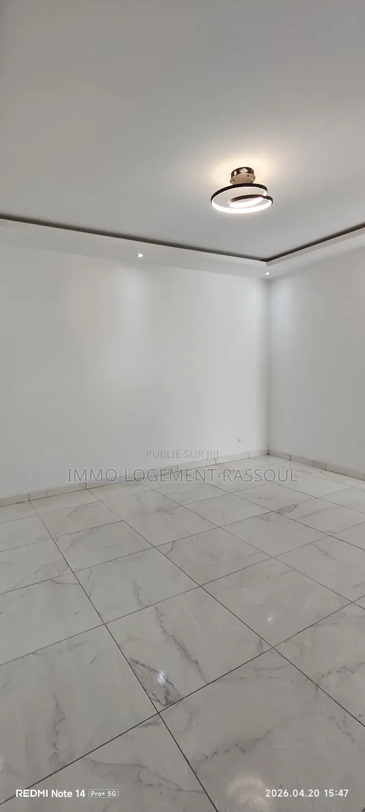 3chbre Appartement dans , Dieuppeul-Derklé à Louer