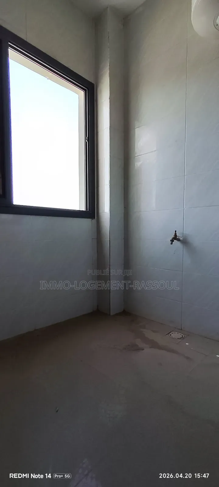 3chbre Appartement dans , Dieuppeul-Derklé à Louer