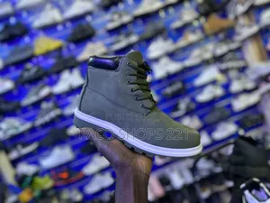 Boots Montant Og
