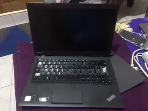 Ordinateur portable Lenovo ThinkPad 11e 16GB Intel Core i7 eMMC 256GB