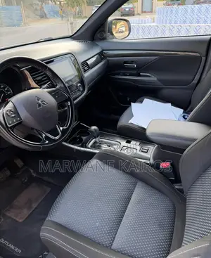 Mitsubishi Outlander 2018 Blanc