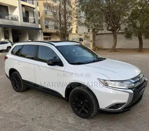Mitsubishi Outlander 2018 Blanc