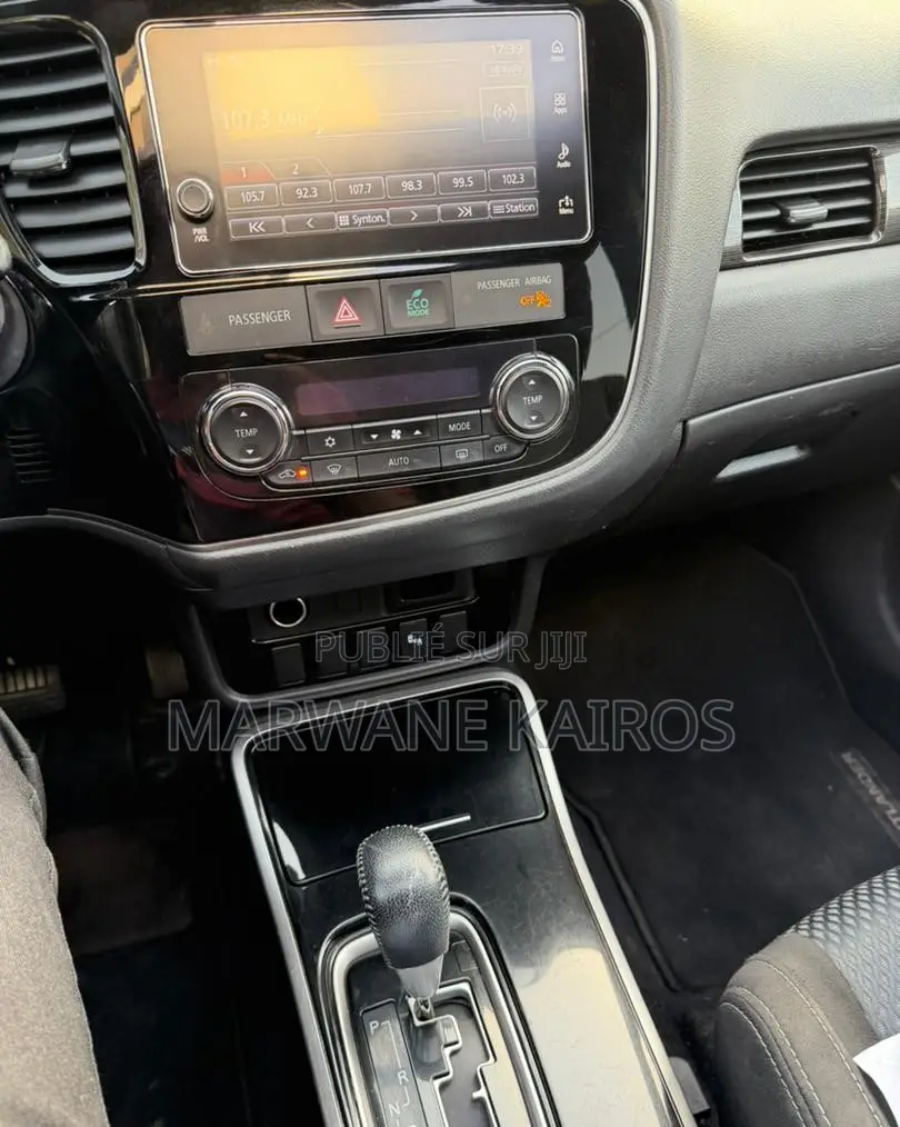 Mitsubishi Outlander 2018 Blanc