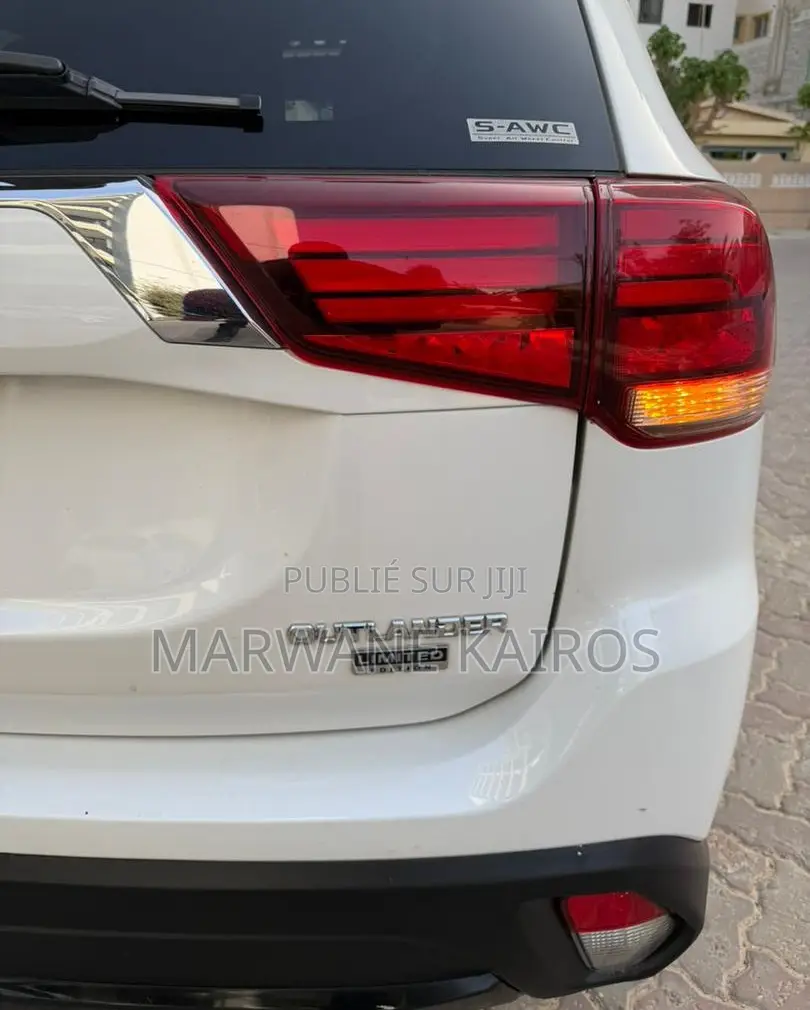 Mitsubishi Outlander 2018 Blanc