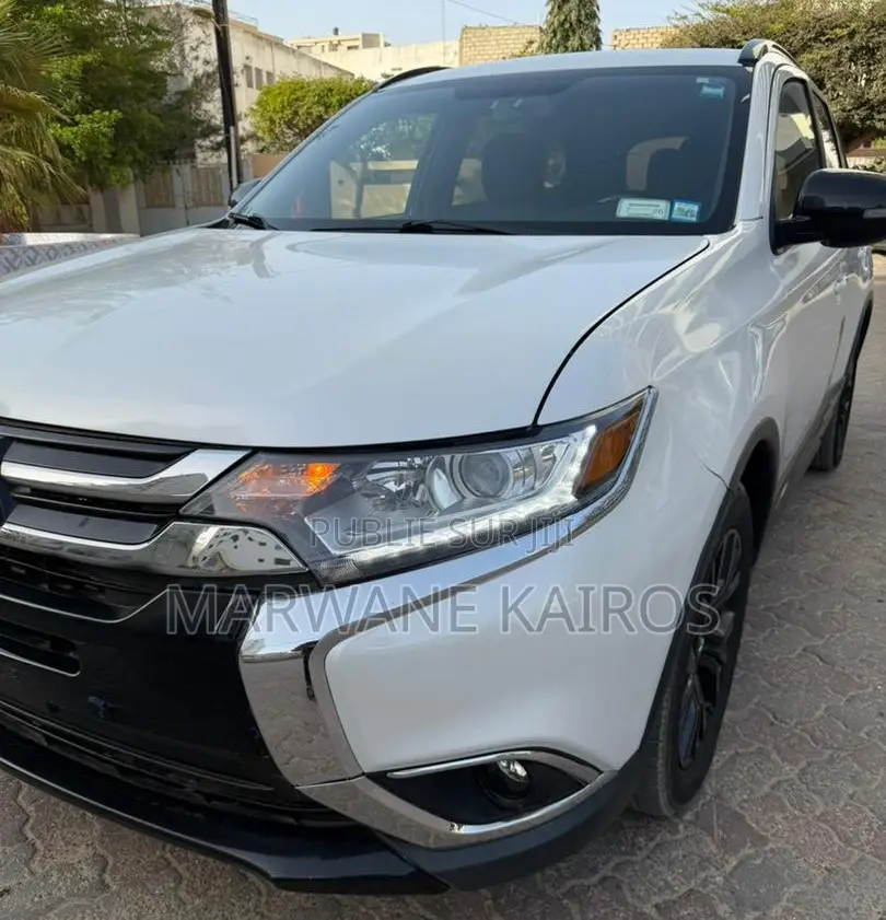 Mitsubishi Outlander 2018 Blanc