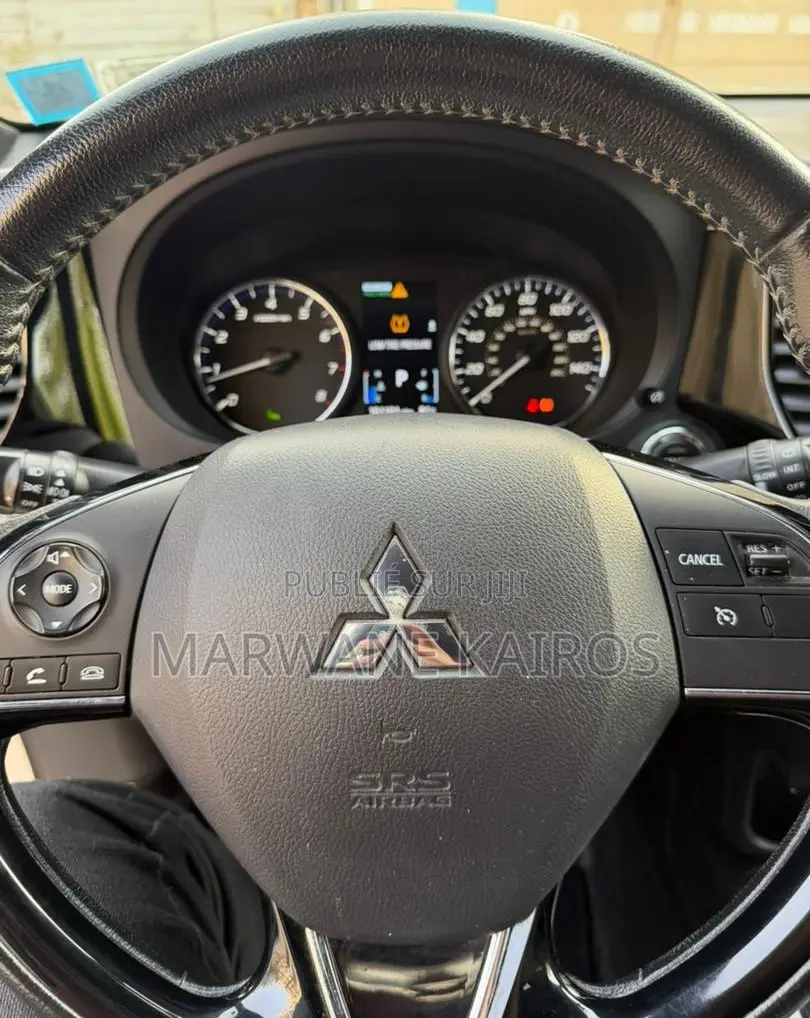 Mitsubishi Outlander 2018 Blanc