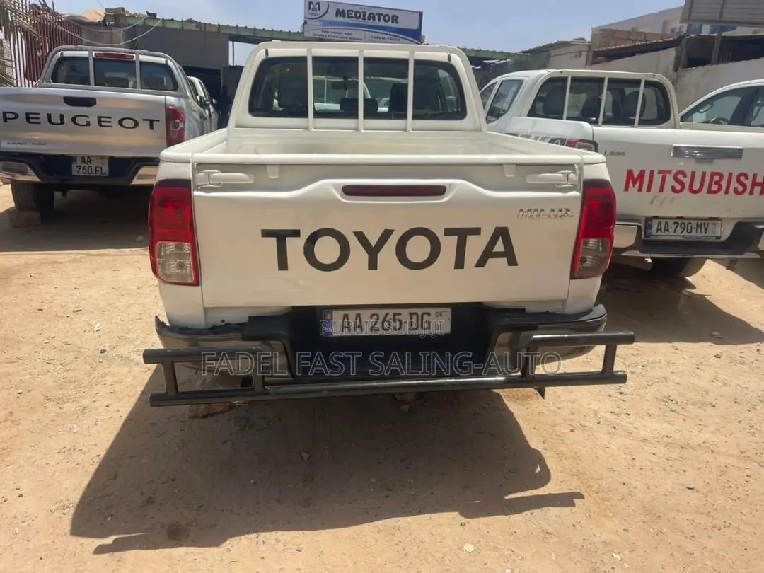 Toyota Hilux 2021 Blanc