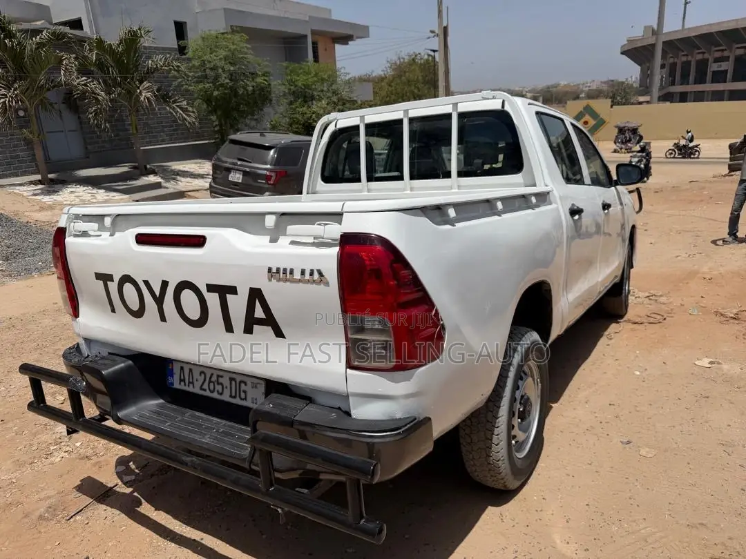 Toyota Hilux 2021 Blanc