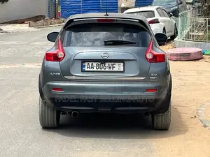 Nissan Juke SV AWD 2017 Gris