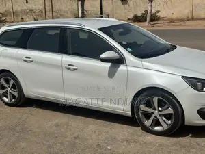 Peugeot 308 2015 Blanc