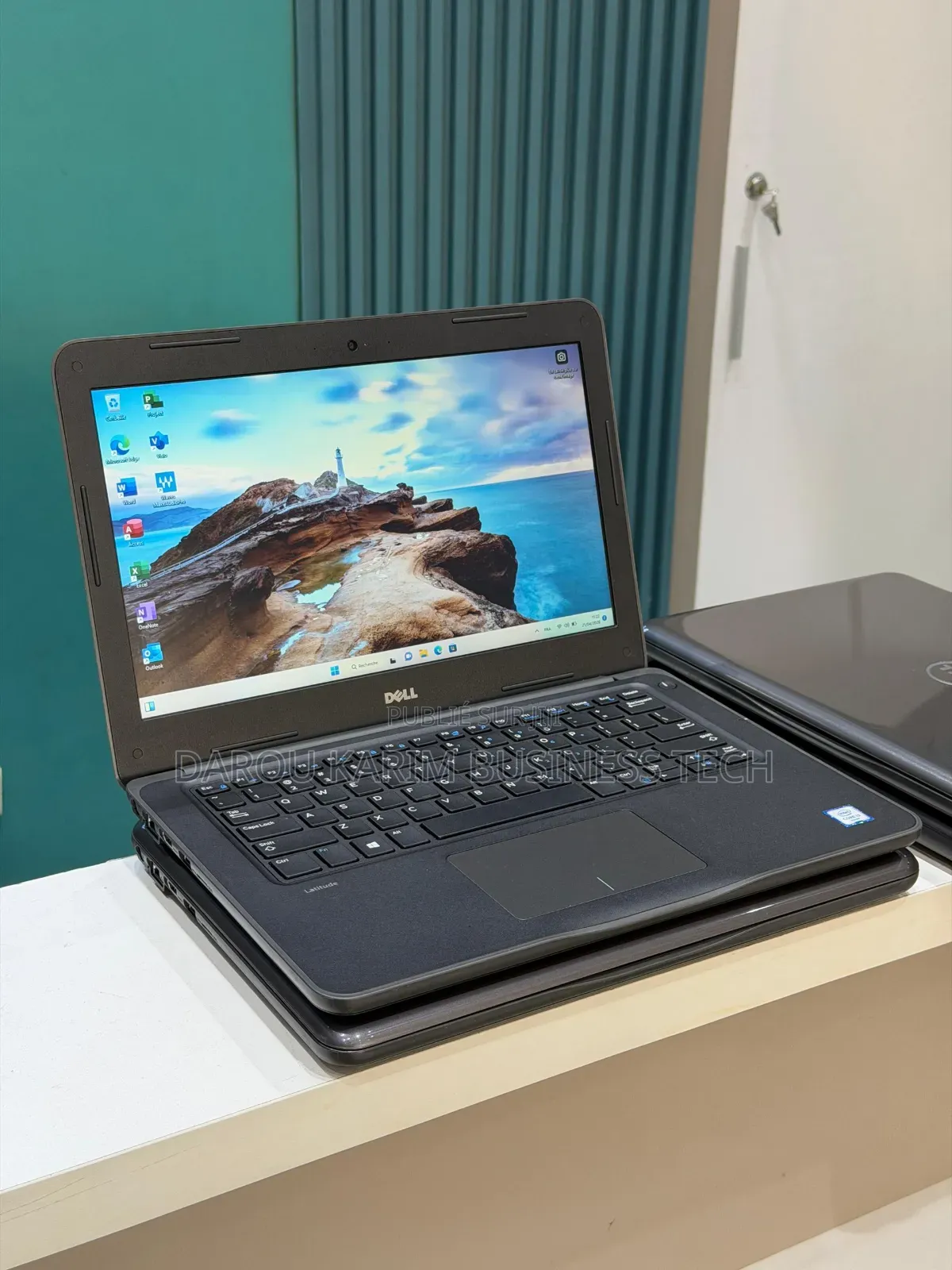 Nouveau Dell Latitude 13 3380 8GB Intel Core i3 HDD 500GB