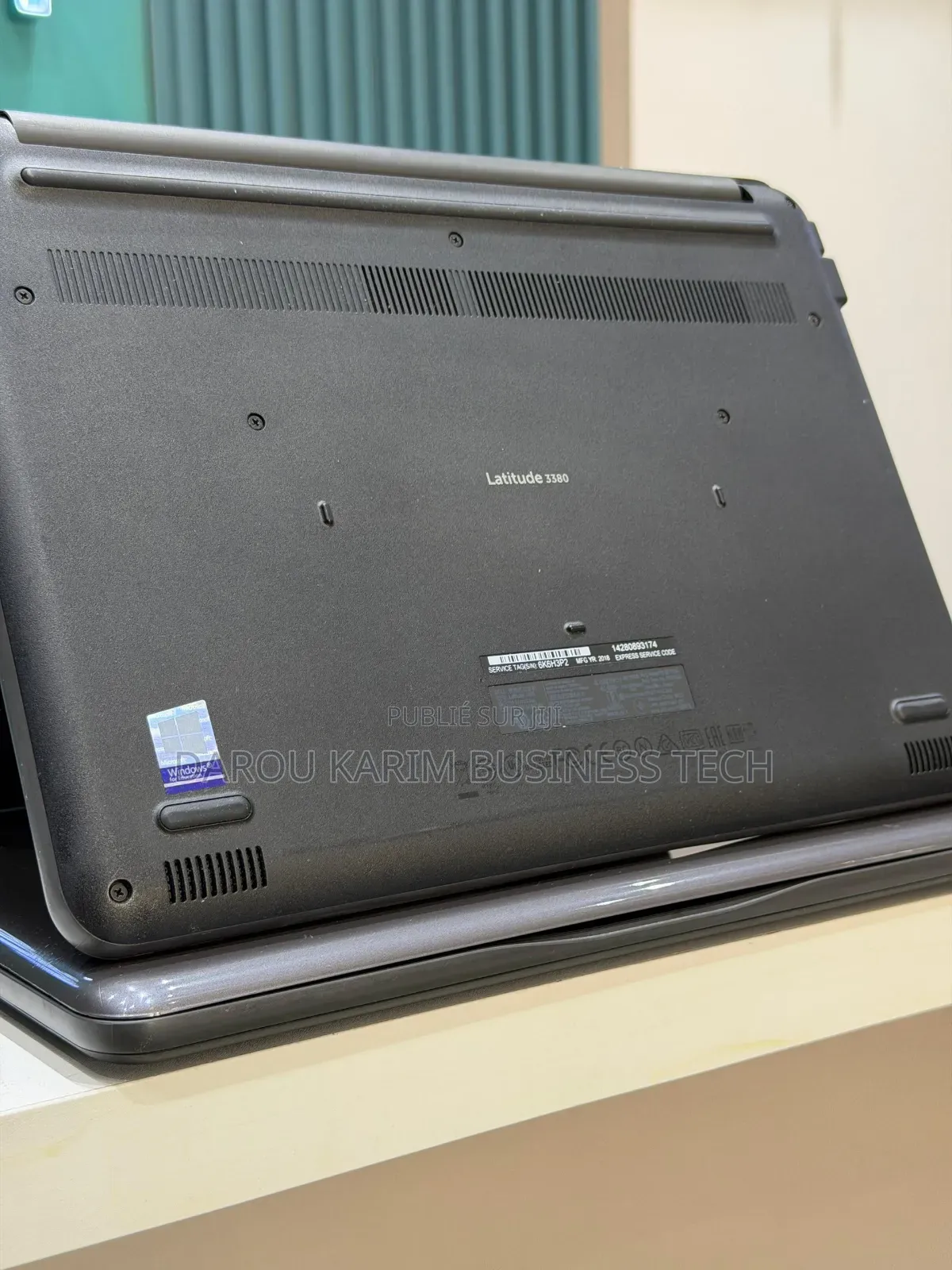 Nouveau Dell Latitude 13 3380 8GB Intel Core i3 HDD 500GB