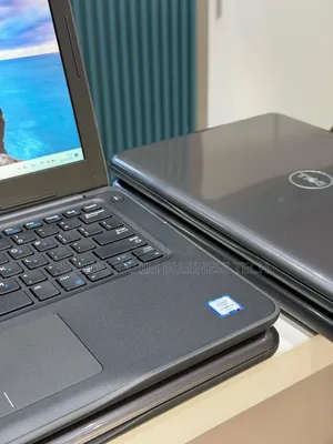 Nouveau Dell Latitude 13 3380 8GB Intel Core i3 HDD 500GB