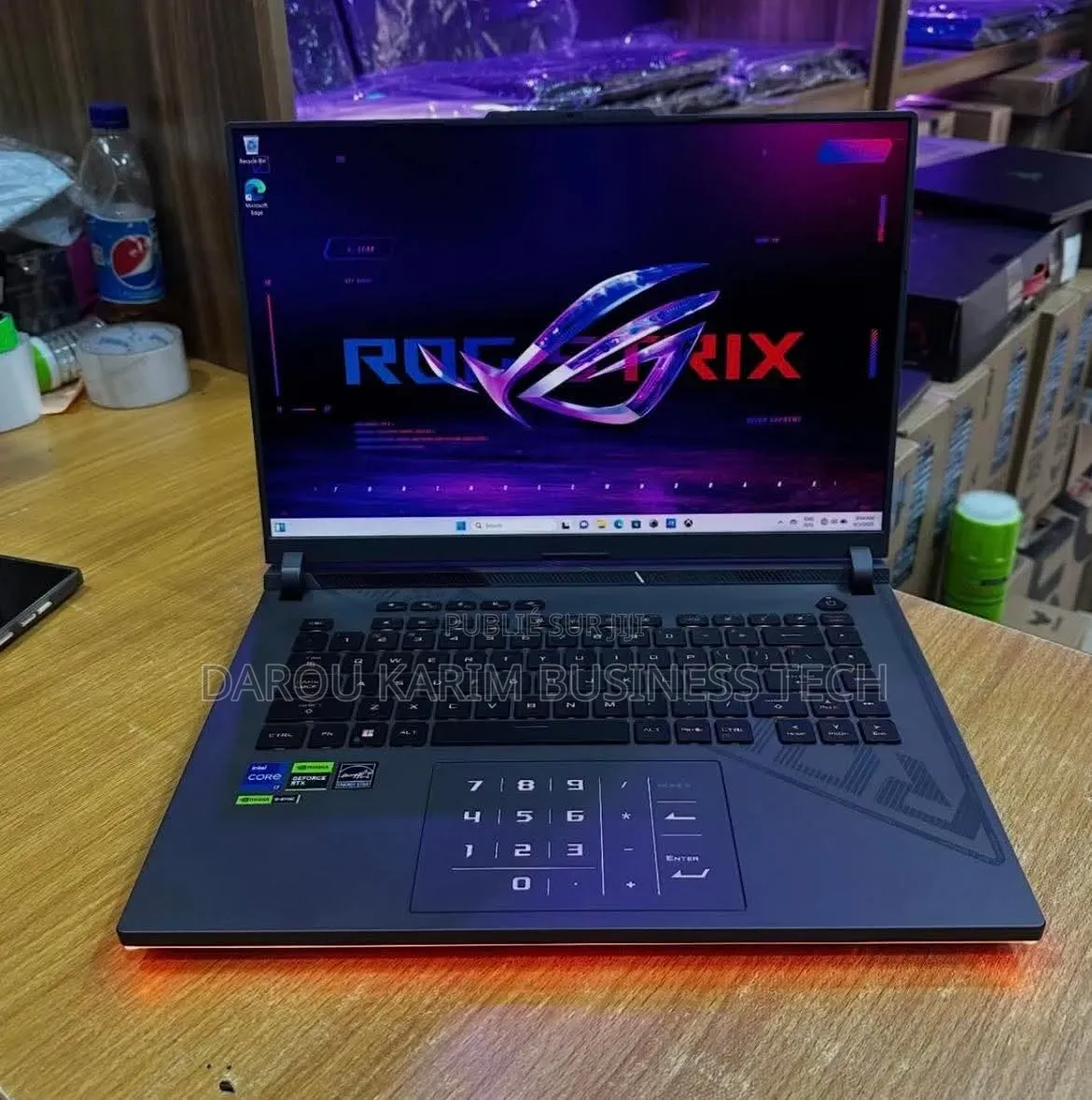 Nouveau Asus ROG Strix G16 G614 16GB Intel Core i7 SSD 1T