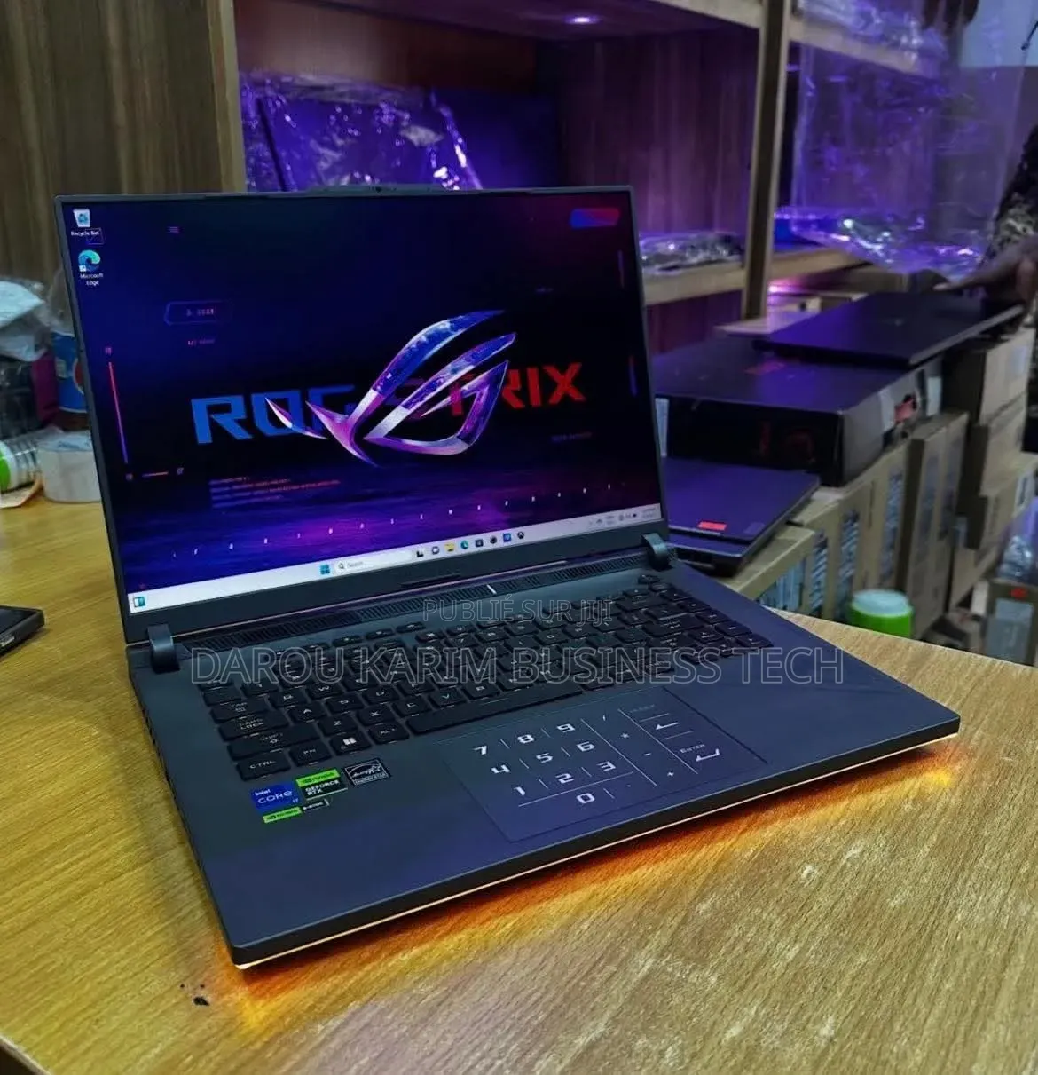 Nouveau Asus ROG Strix G16 G614 16GB Intel Core i7 SSD 1T