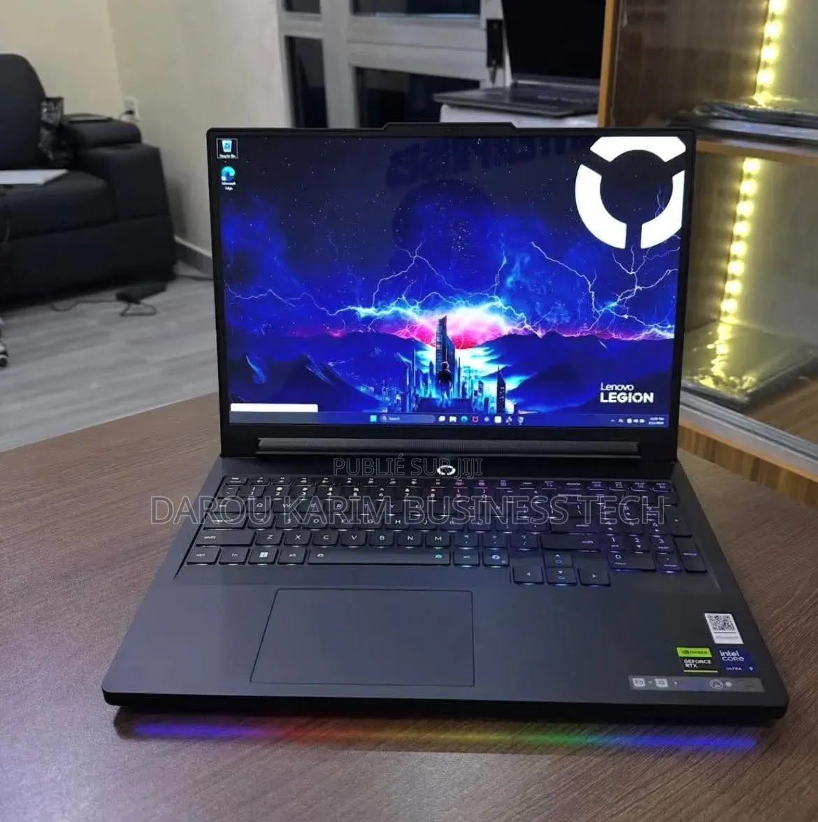 Nouveau Lenovo Legion Pro 7 32GB Intel Core Ultra 9 SSD 1T