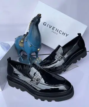 Givenchy en Cuir