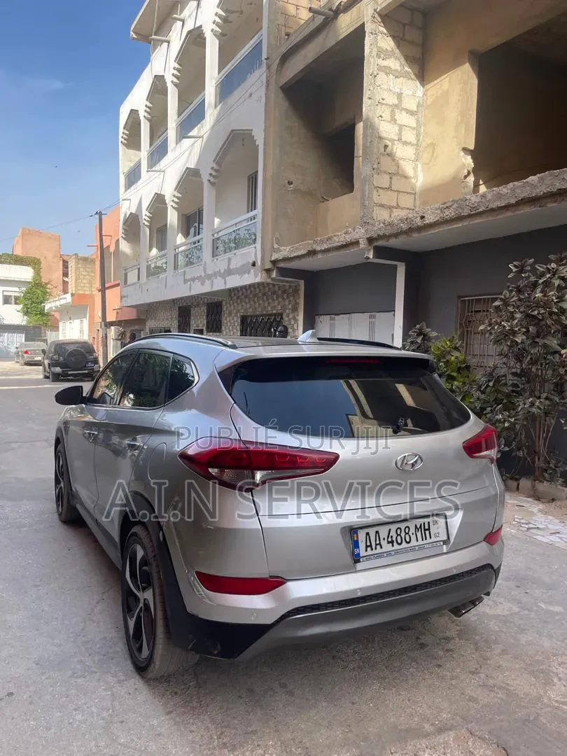 Hyundai Tucson 2016 Gris