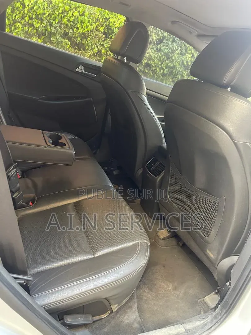 Hyundai Tucson 2016 Gris