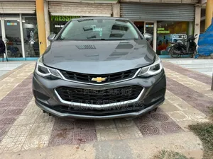 Chevrolet Cruze 2018 Gris