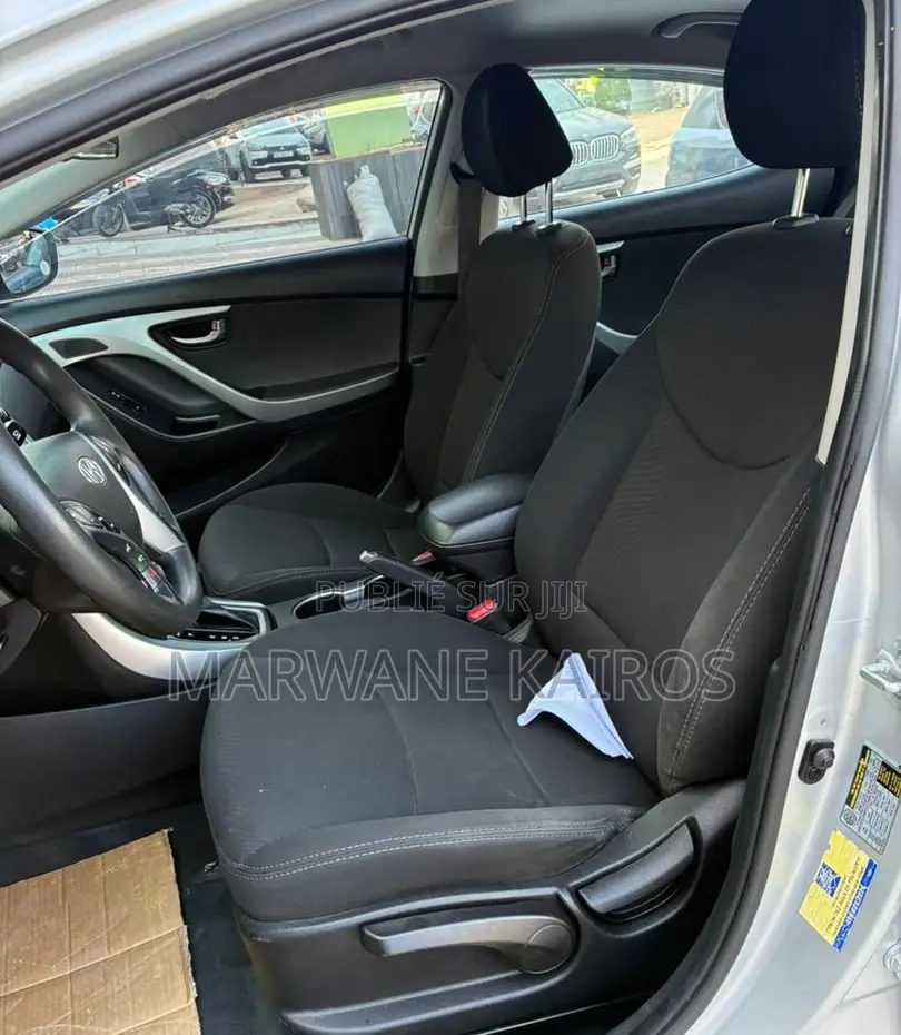 Hyundai Elantra 2016 Gris