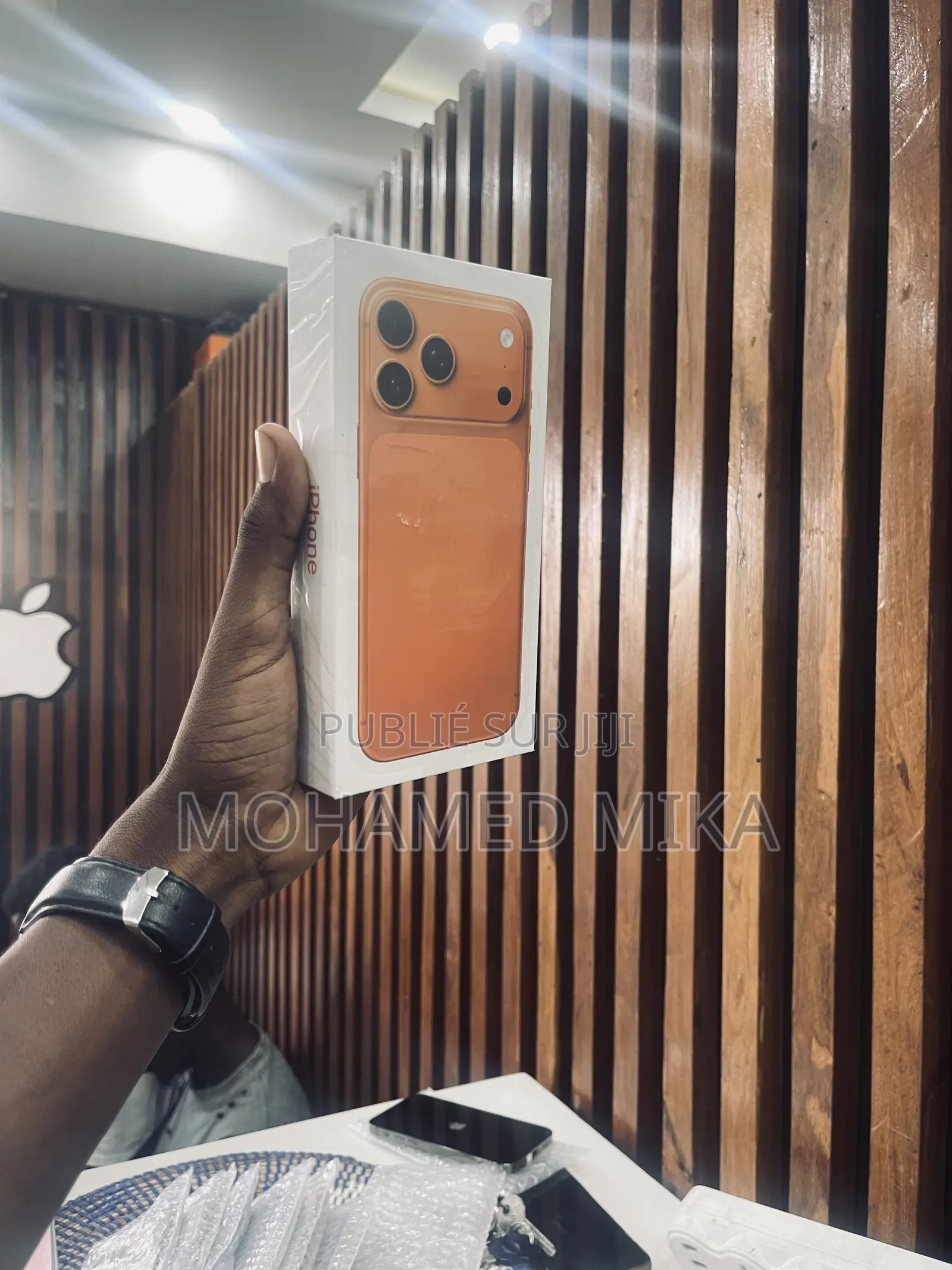 Nouveau Apple iPhone 17 Pro Max 256 GB Orange