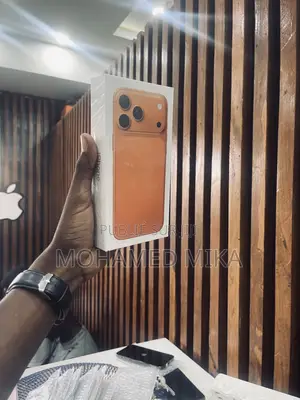Nouveau Apple iPhone 17 Pro Max 256 GB Orange