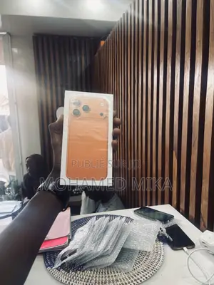 Nouveau Apple iPhone 17 Pro Max 256 GB Orange