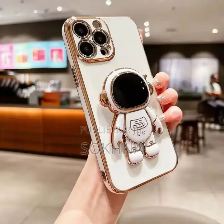 Coque iPhone 11 13 14 15 Simple