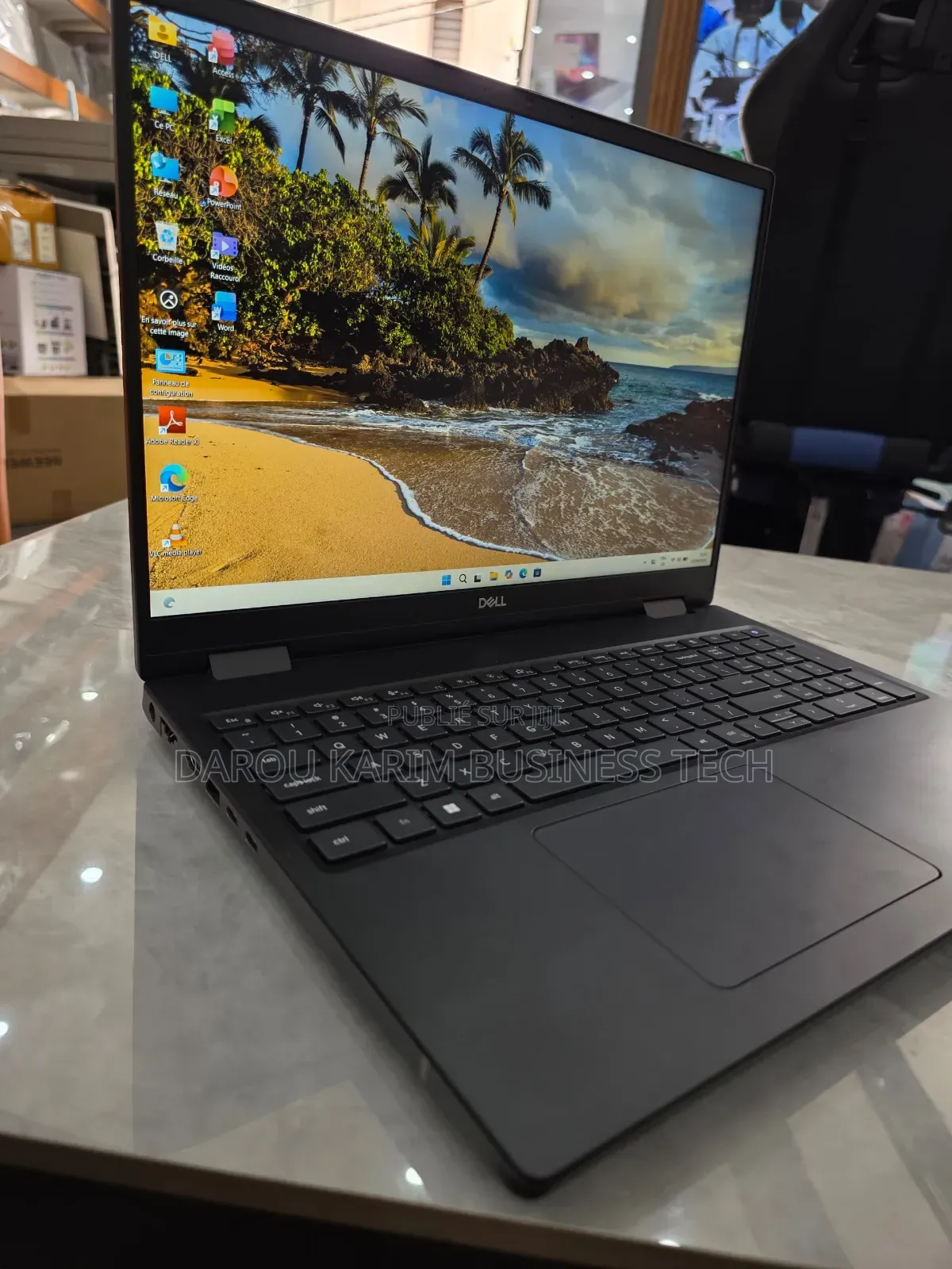 Nouveau Dell Precision 7680 32GB Intel Core i7 SSD 1T