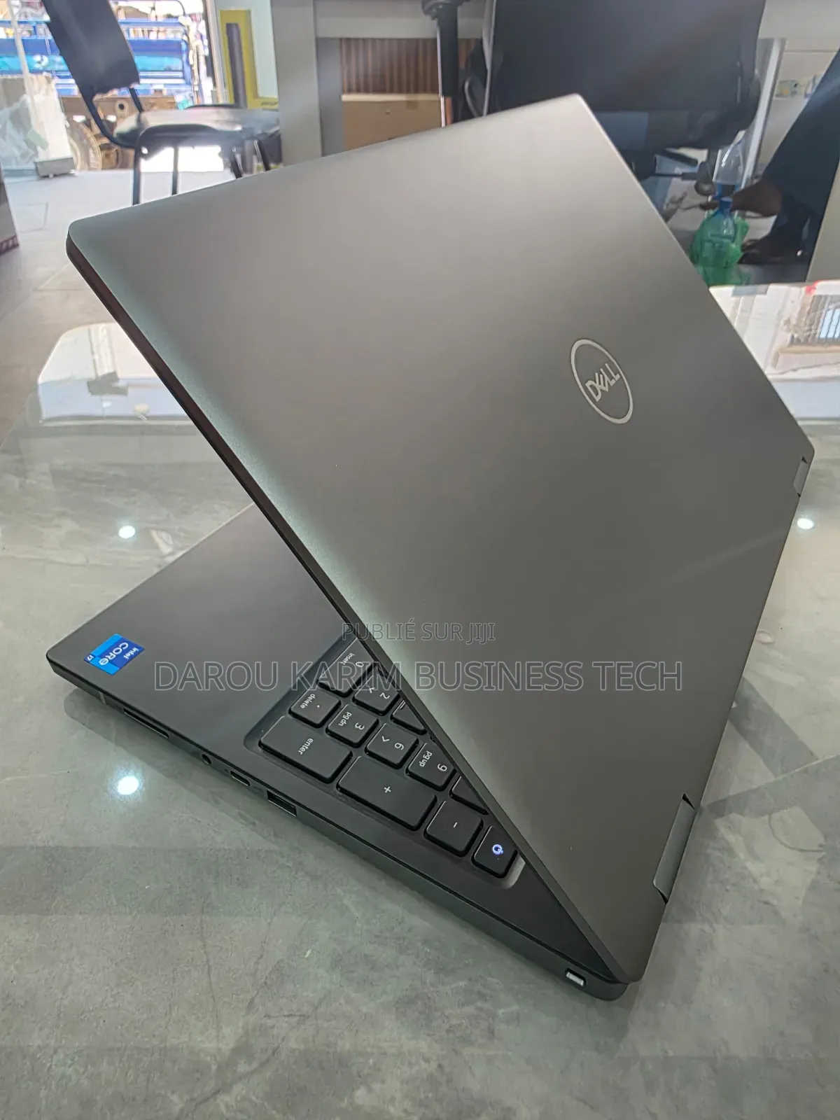 Nouveau Dell Precision 7680 32GB Intel Core i7 SSD 1T