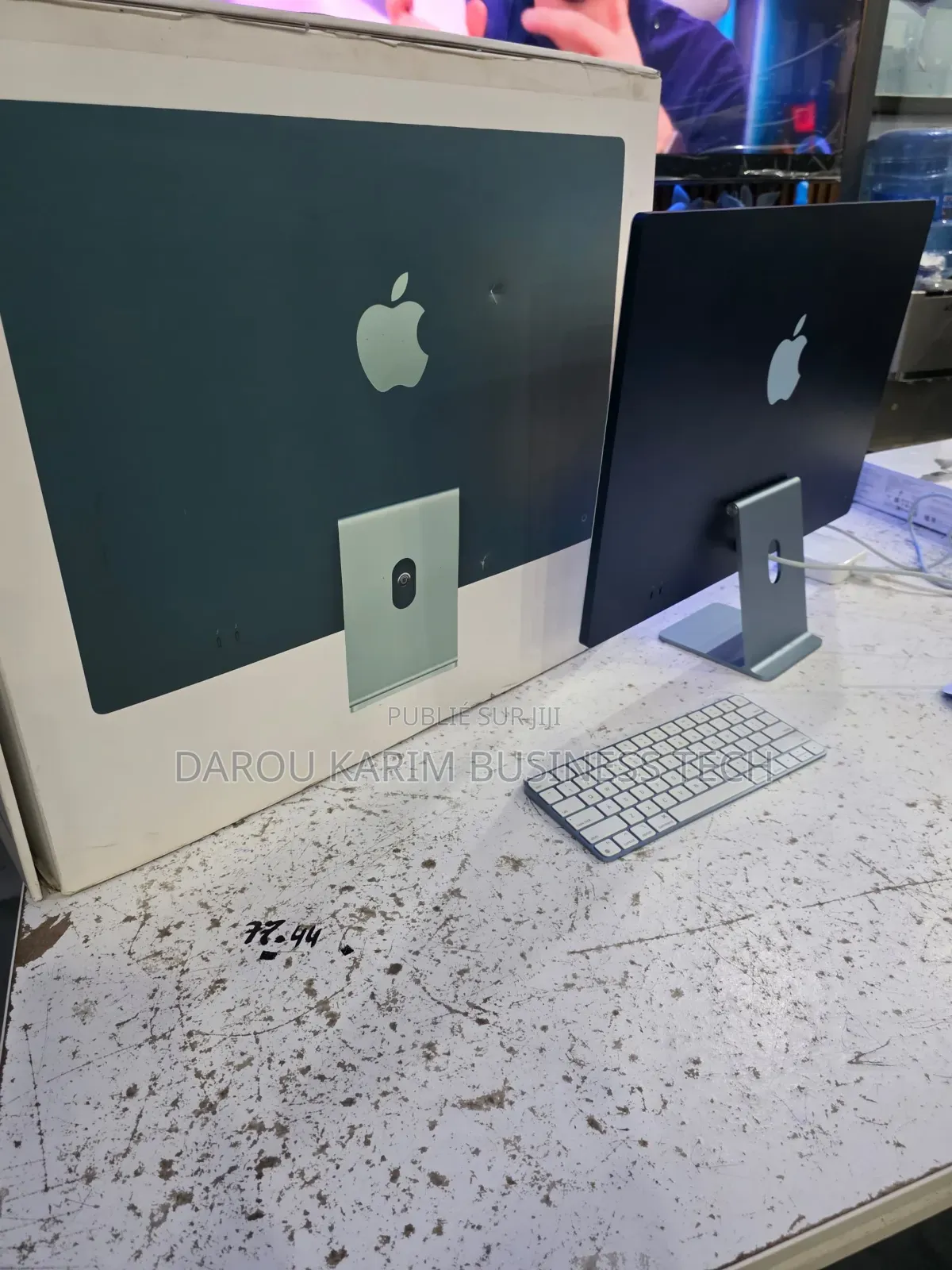 Nouveau Ordinateur de bureau Apple iMac M1 8GB Apple M1 SSD 256GB