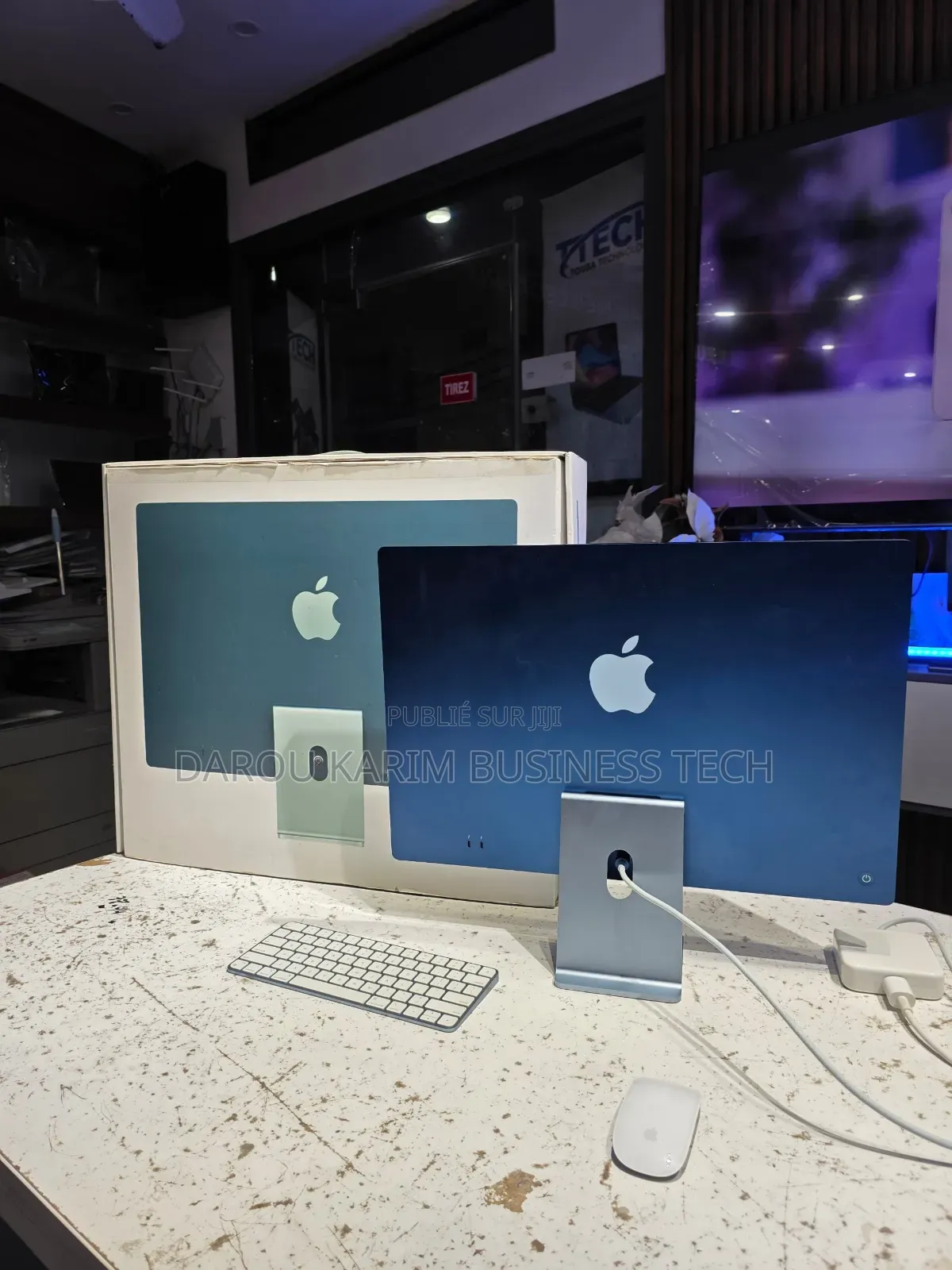 Nouveau Ordinateur de bureau Apple iMac M1 8GB Apple M1 SSD 256GB